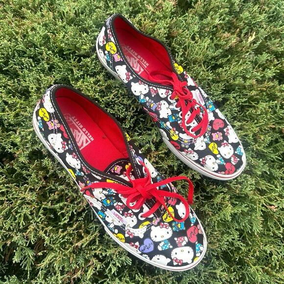 VANS Hello Kitty Authentic Lo Pro Sneakers Black/Red Unisex Size M 7 W 8.5 - Picture 7 of 13